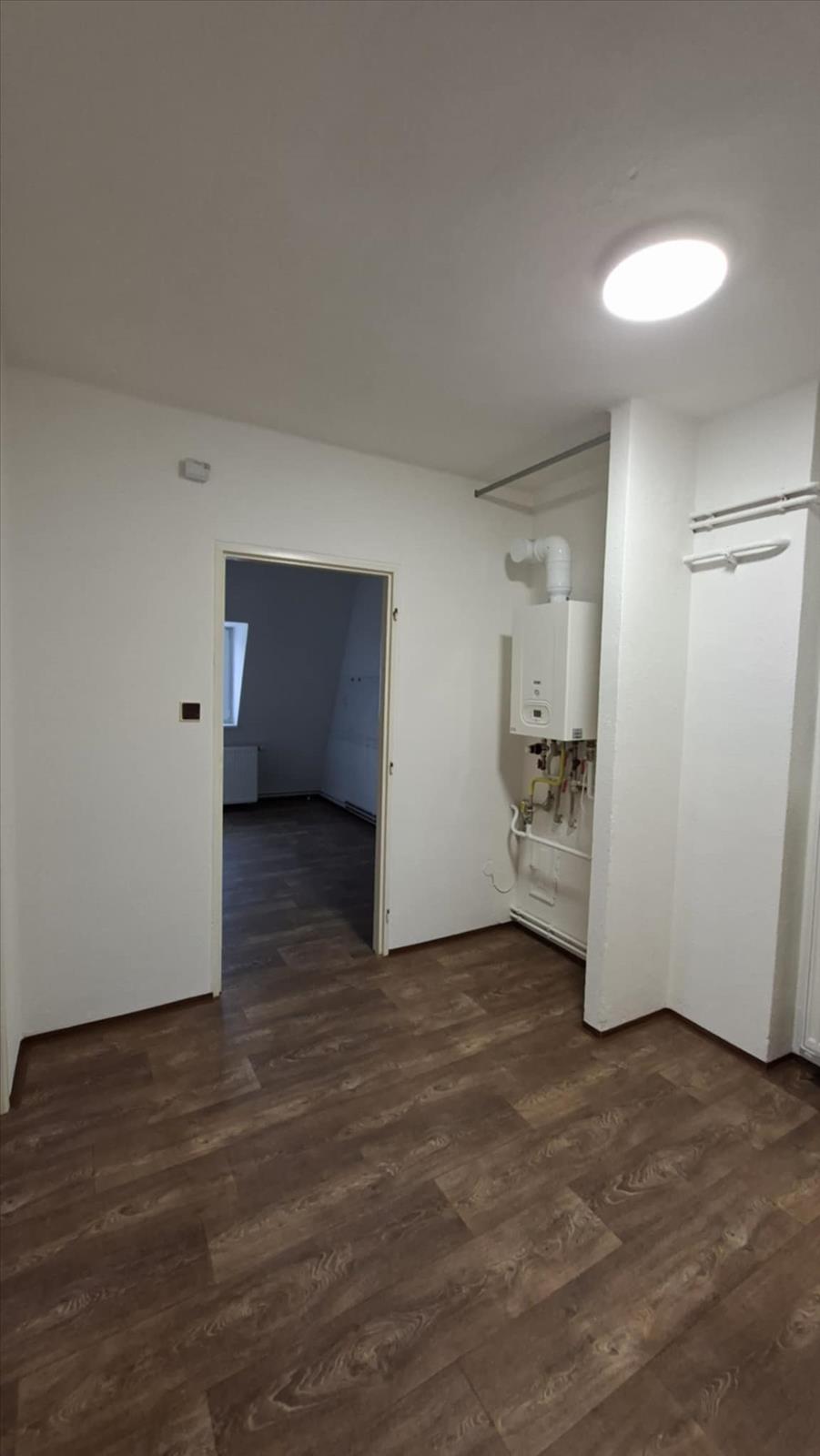 638997692234378304_chodba kotel.jpeg